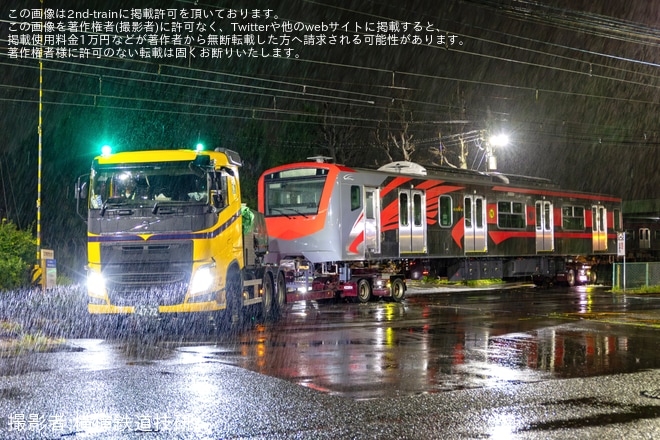【PR】フィリピン国鉄南北通勤線EM10000形第3編成先頭車が陸送を不明で撮影した写真