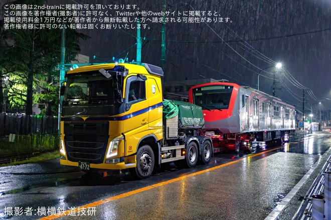 【PR】フィリピン国鉄南北通勤線EM10000形第3編成先頭車が陸送を不明で撮影した写真