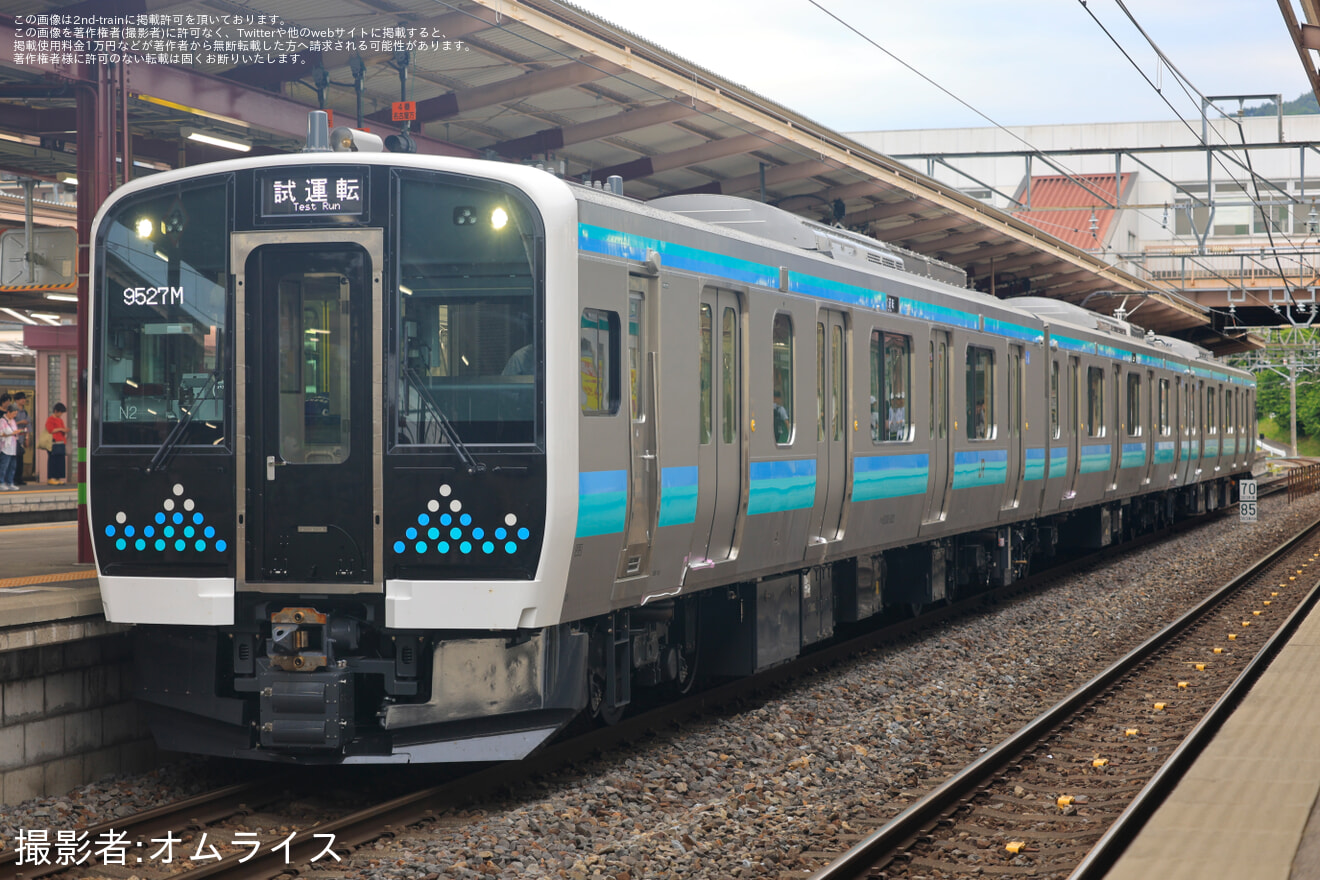 【JR東】E131系N2編成 岡谷駅まで入線試運転の拡大写真
