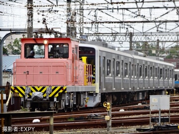 【小田急】3000形3277Fの新宿方3両がリニューアル工事中の姿で確認される