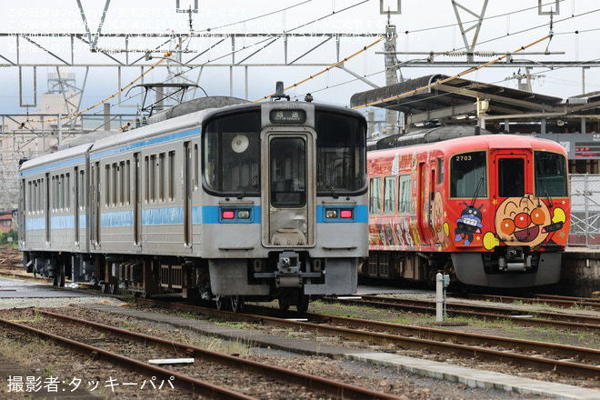 を多度津駅で撮影した写真