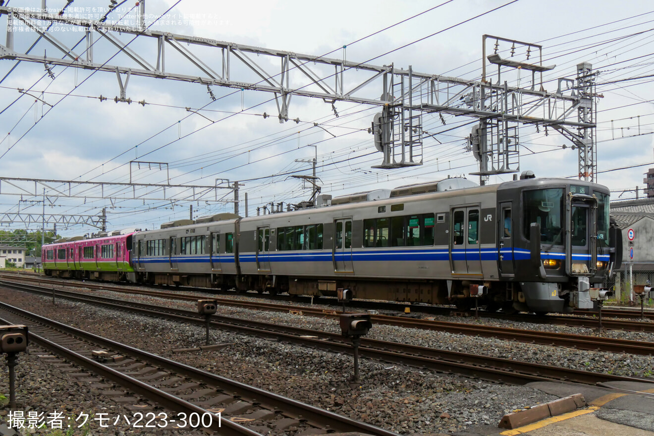 【ハピライン】521系HF16編成吹田総合車両所本所入場回送の拡大写真