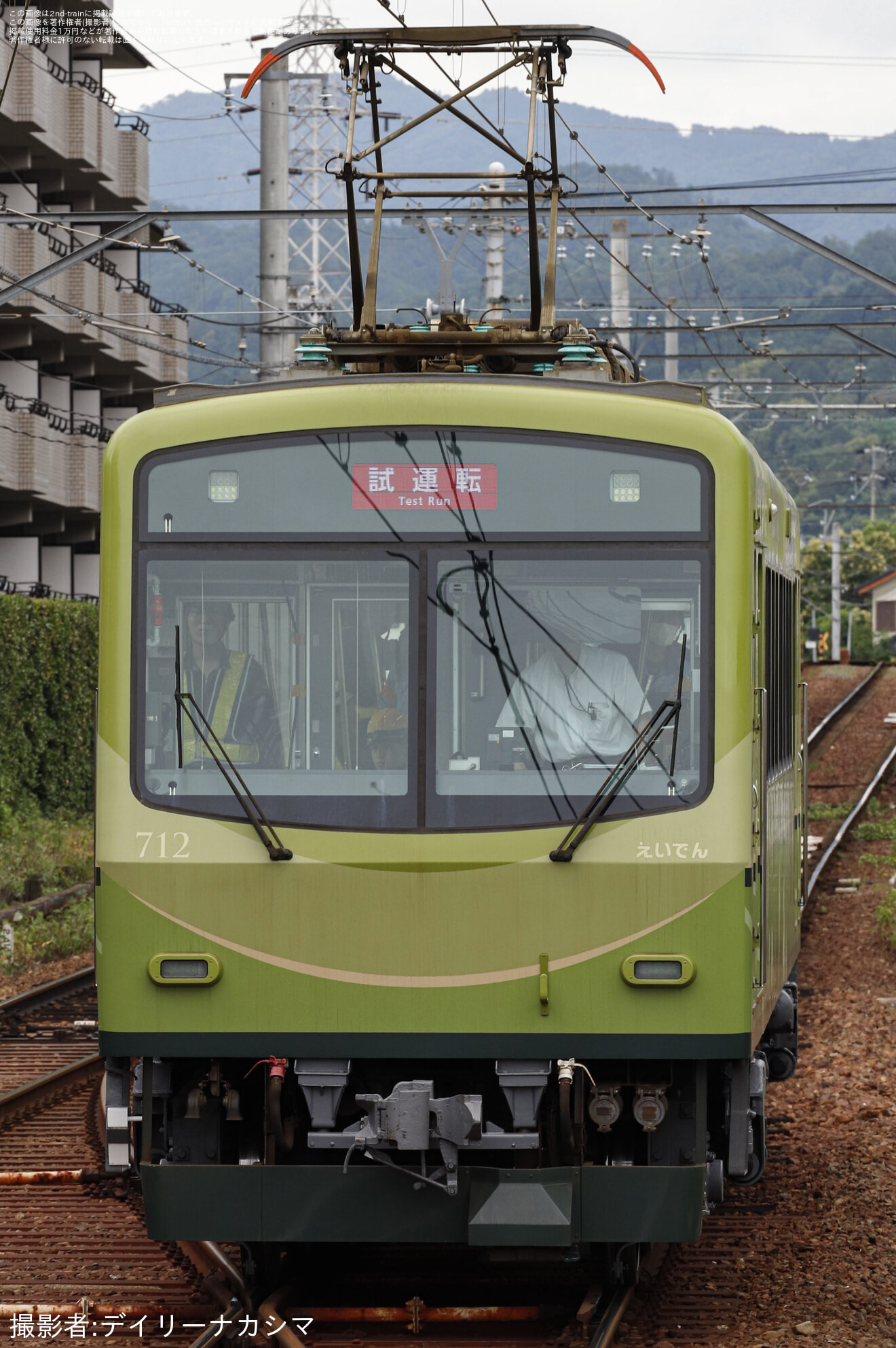 【叡電】デオ700系デオ710形712号車が修学院出場試運転の拡大写真