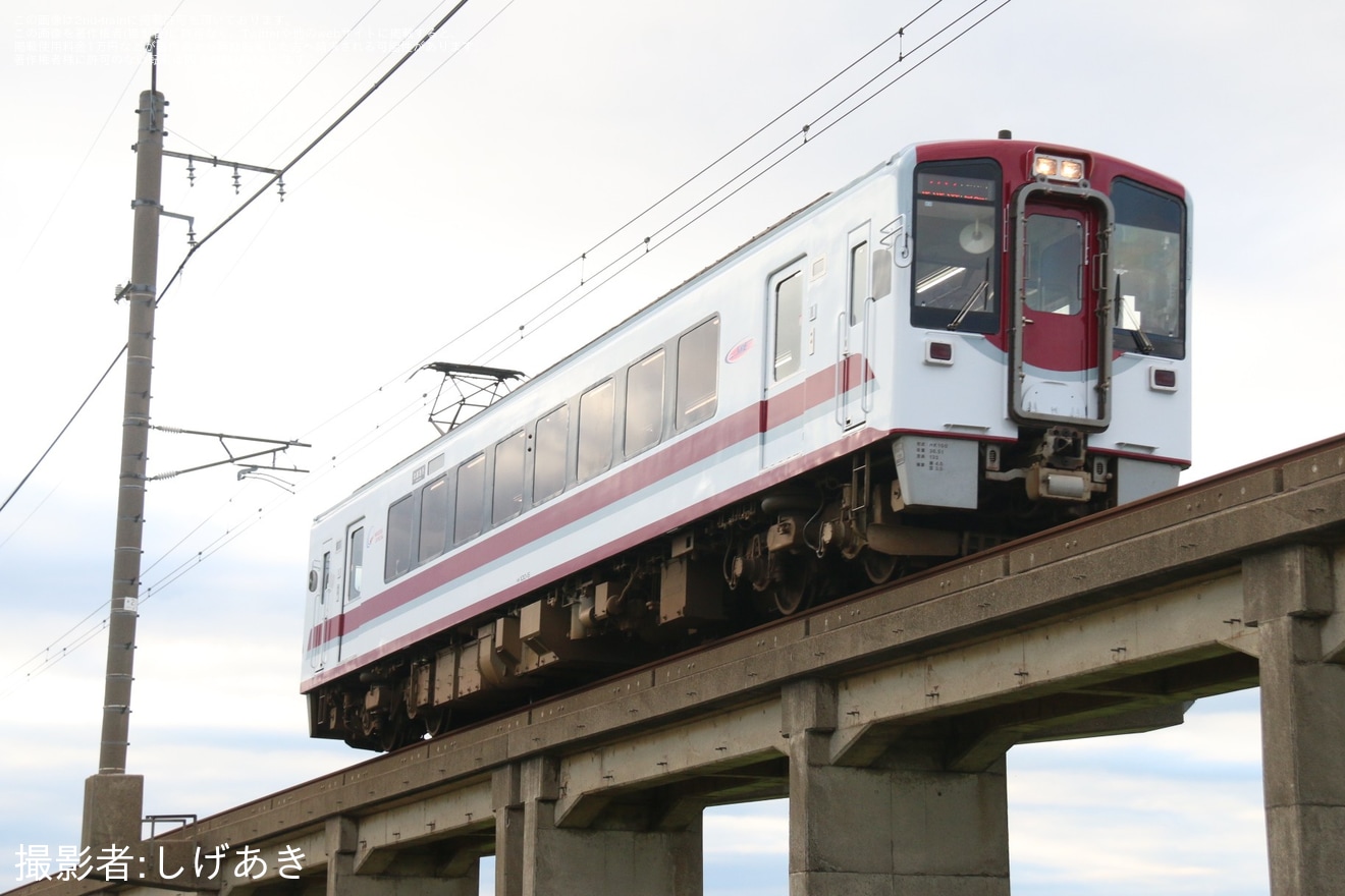 【北越】HK100形SREラッピング車両が初運用の拡大写真