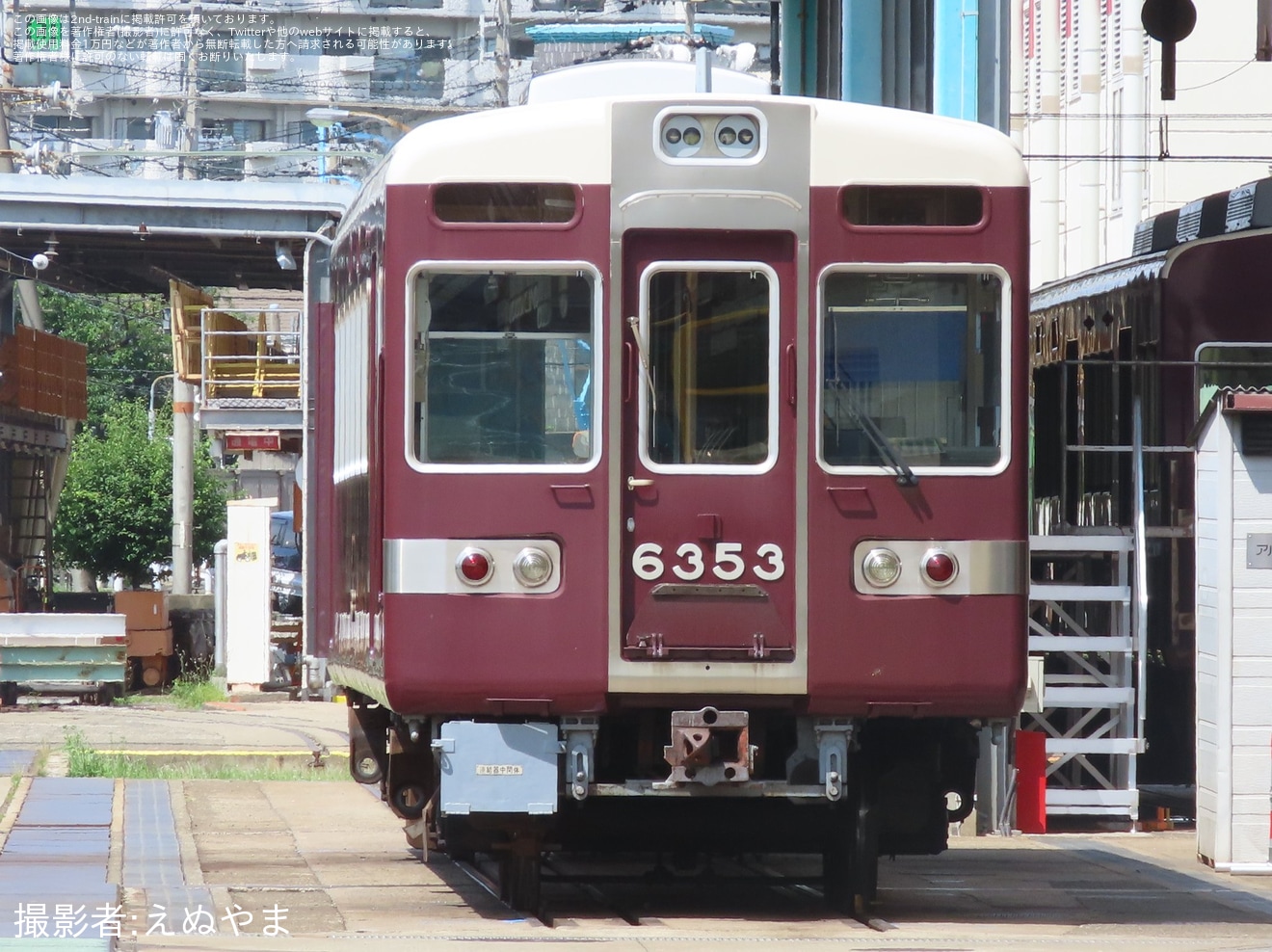 【阪急】6300系6353FのC#6353が搬出準備かの拡大写真
