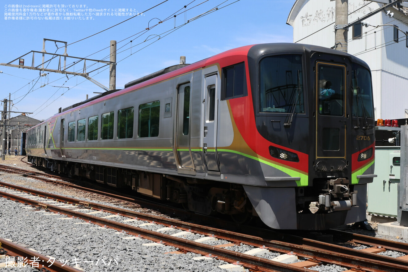 【JR四】2700系気動車2755号車が検査を終え多度津工場出場の拡大写真