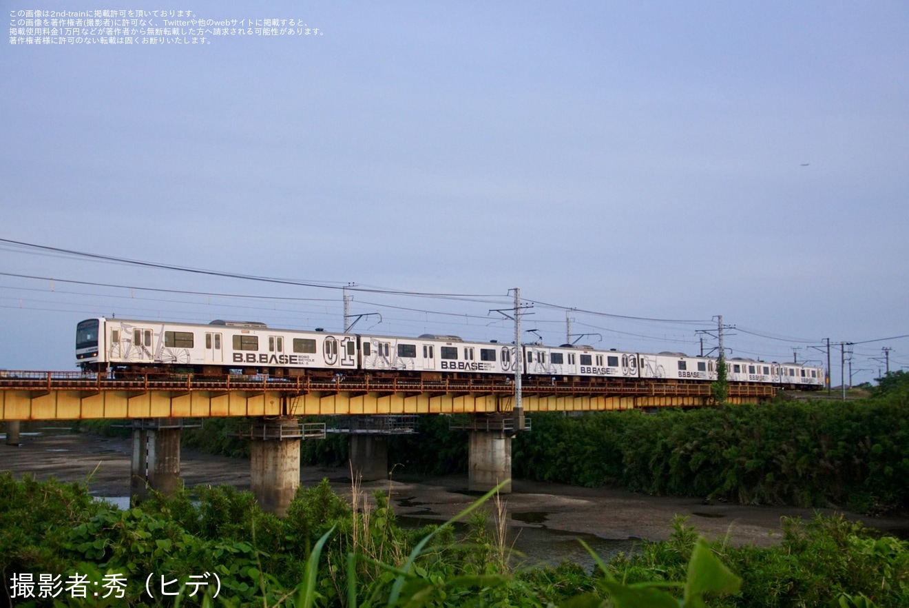 【JR東】209系「B.B.BASE」を使用した「B.B.BASE太平洋岸自転車道南房総－浜金谷」が運転の拡大写真