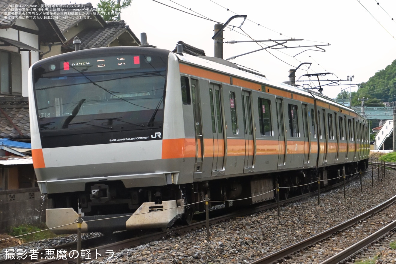 【JR東】E233系T18編成が長野総合車両センターへ入場回送の拡大写真