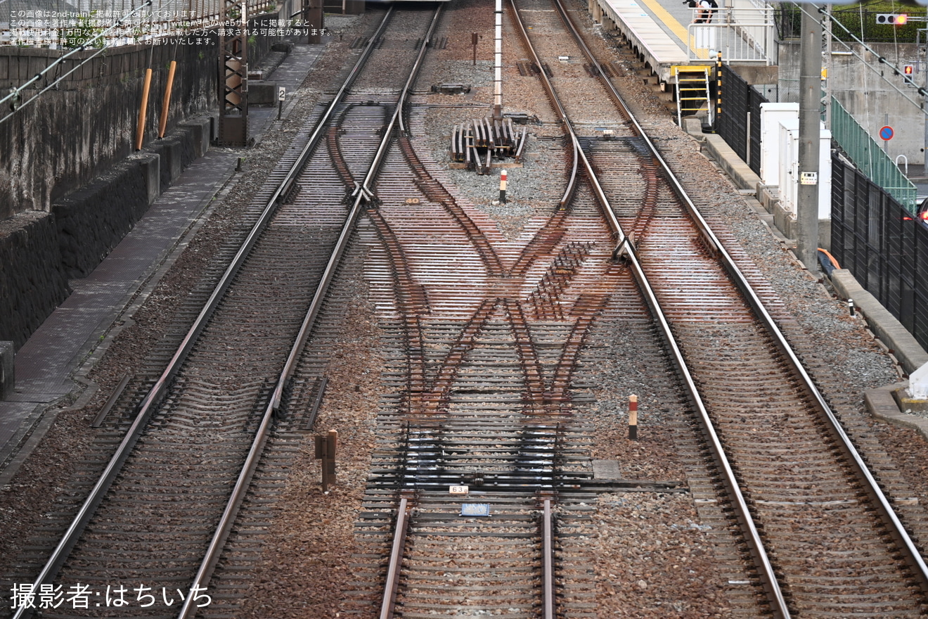 【阪急】御影駅の待避線線路の一部が撤去の拡大写真