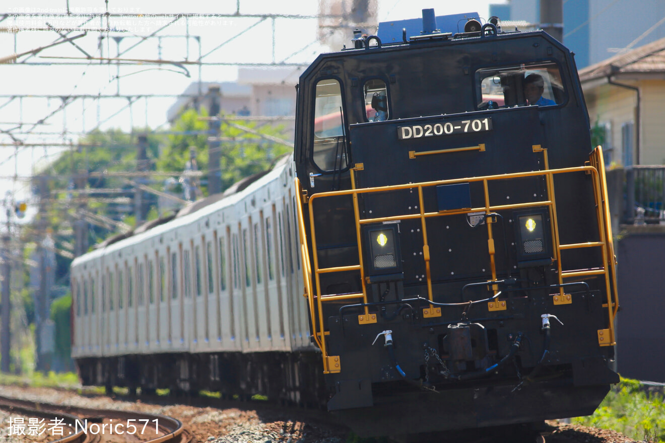 【JR九】303系K03編成が小倉総合車両センターへ入場の拡大写真