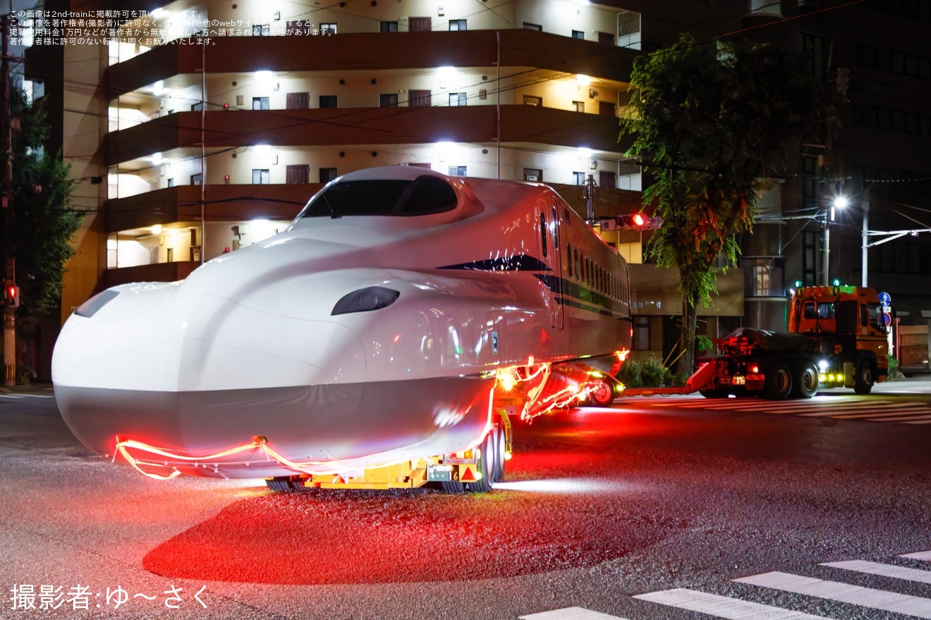 【JR西】N700S H8編成が新製陸送の拡大写真