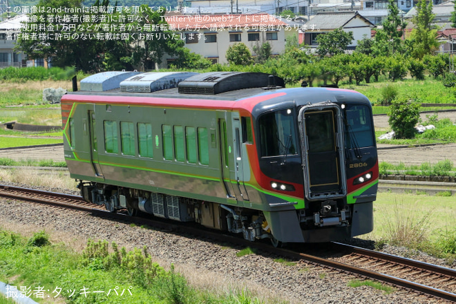 【JR四】2700系気動車2806号車が検査を終えて多度津工場出場(202606) - 塩入～琴平間にて撮影