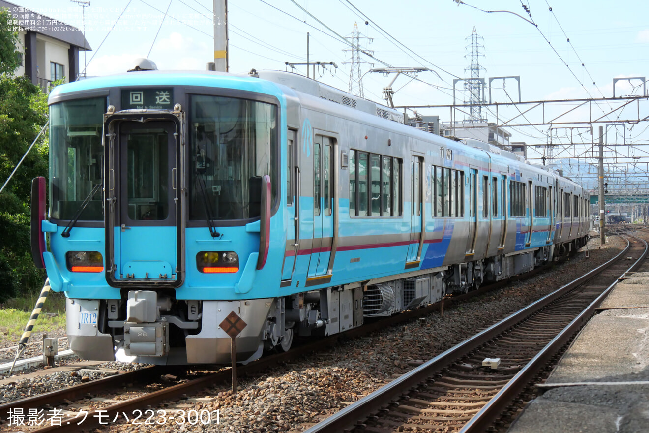 【IR】521系IR12編成吹田総合車両所本所出場回送の拡大写真