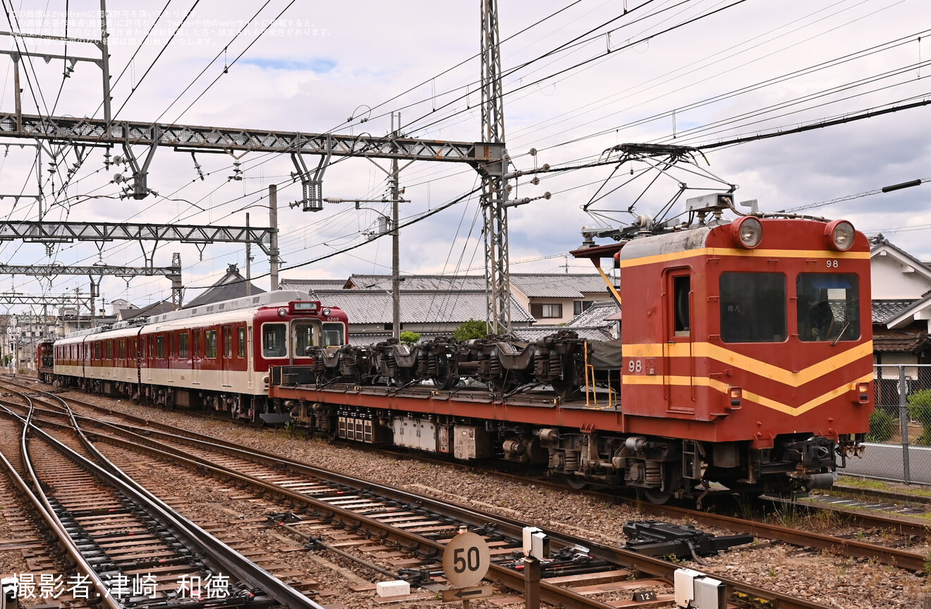 【近鉄】6200系U05が五位堂検修車庫を出場し橿原神宮前へ回送の拡大写真