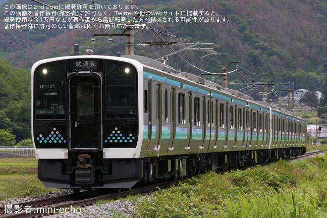 【JR東】E131系N2編成+N1編成が6両編成で性能試験を不明で撮影した写真