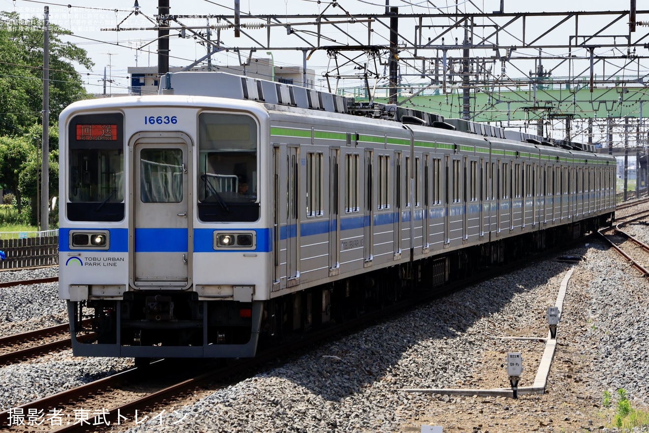 【東武】10030型11636F南栗橋工場入場回送の拡大写真