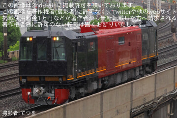 【JR西】DEC743形DEC743-8が単機で回送される