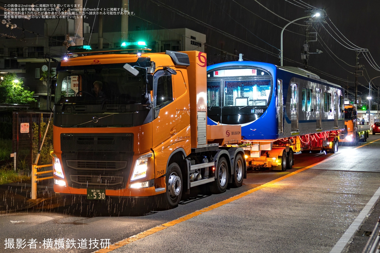 【ことでん】新型2000形2001編成が総合車両製作所を出場し陸送の拡大写真