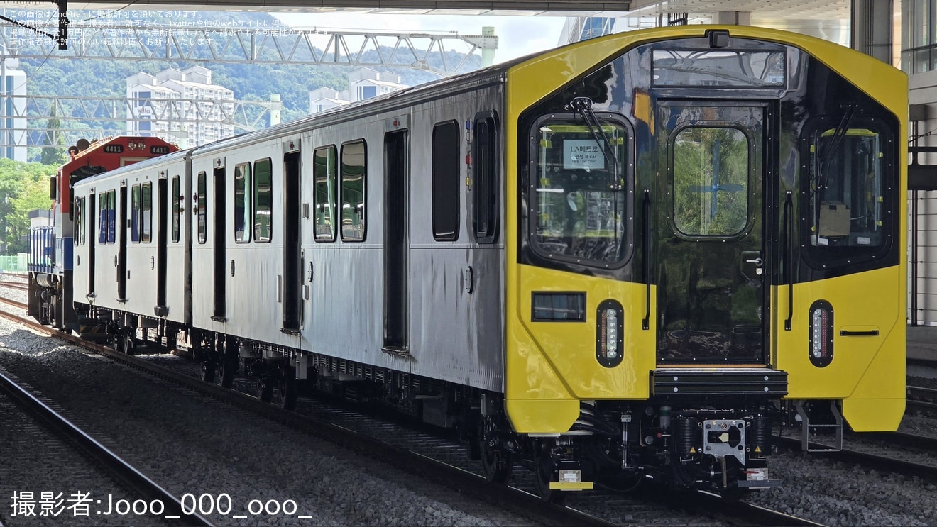 【ロサンゼルスメトロ】ロサンゼルス・メトロ向けHR5000形が輸送の拡大写真