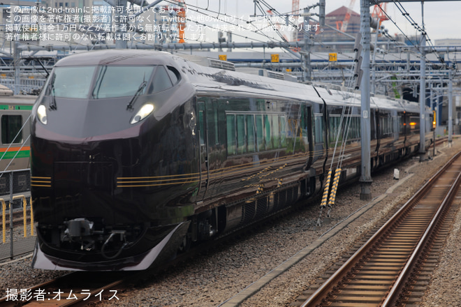 【JR東】E655系 和(なごみ) 東海道・伊豆急行線内乗務員訓練を高輪ゲートウェイ駅で撮影した写真