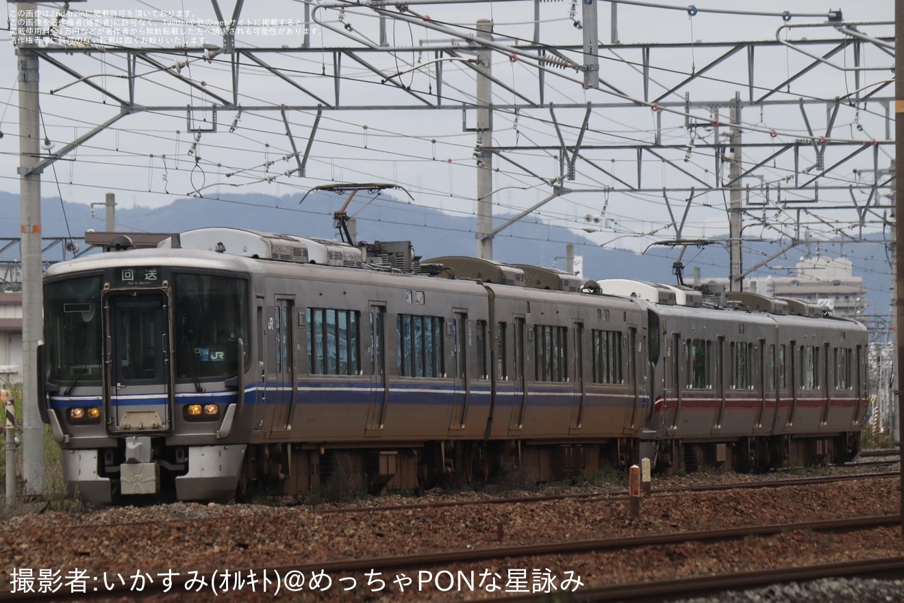 【JR西】521系U08編成が吹田総合車両所本所へ入場回送の拡大写真