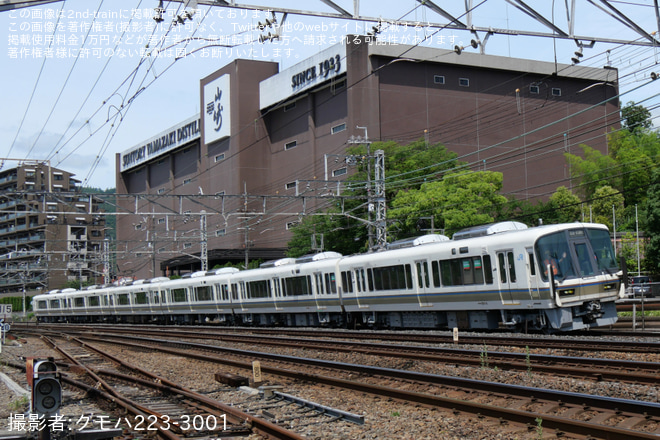 【JR西】221系NC626編成吹田総合車両所本所出場試運転を島本～山崎間で撮影した写真
