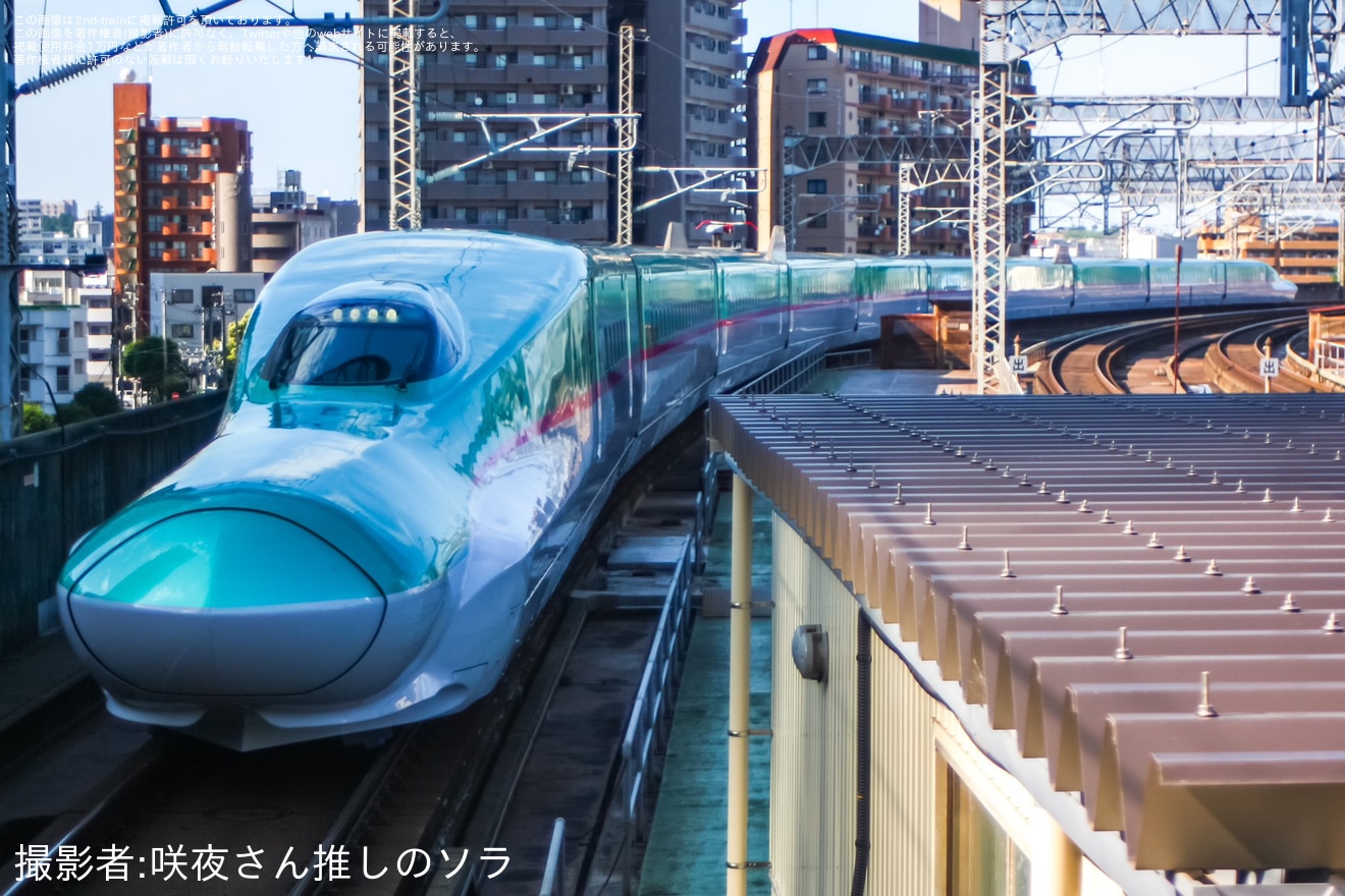 【JR東】E5系U43編成が全般検査を終え出場試運転の拡大写真