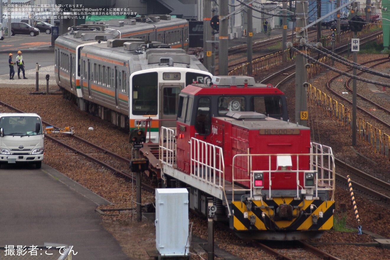 【JR海】213系H2編成+H3編成+H12編成が稲沢駅構内線路点検の為構内入換の拡大写真