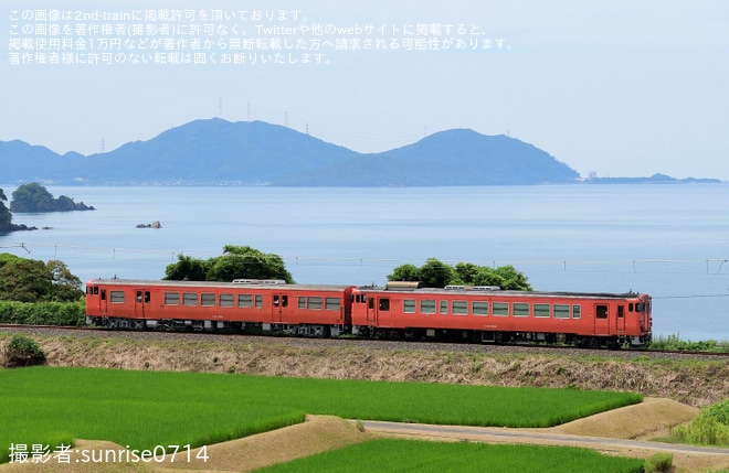 【JR西】キハ47-1064が後藤総合車両所を出場しキハ40-2093と連結して回送（1枚目）