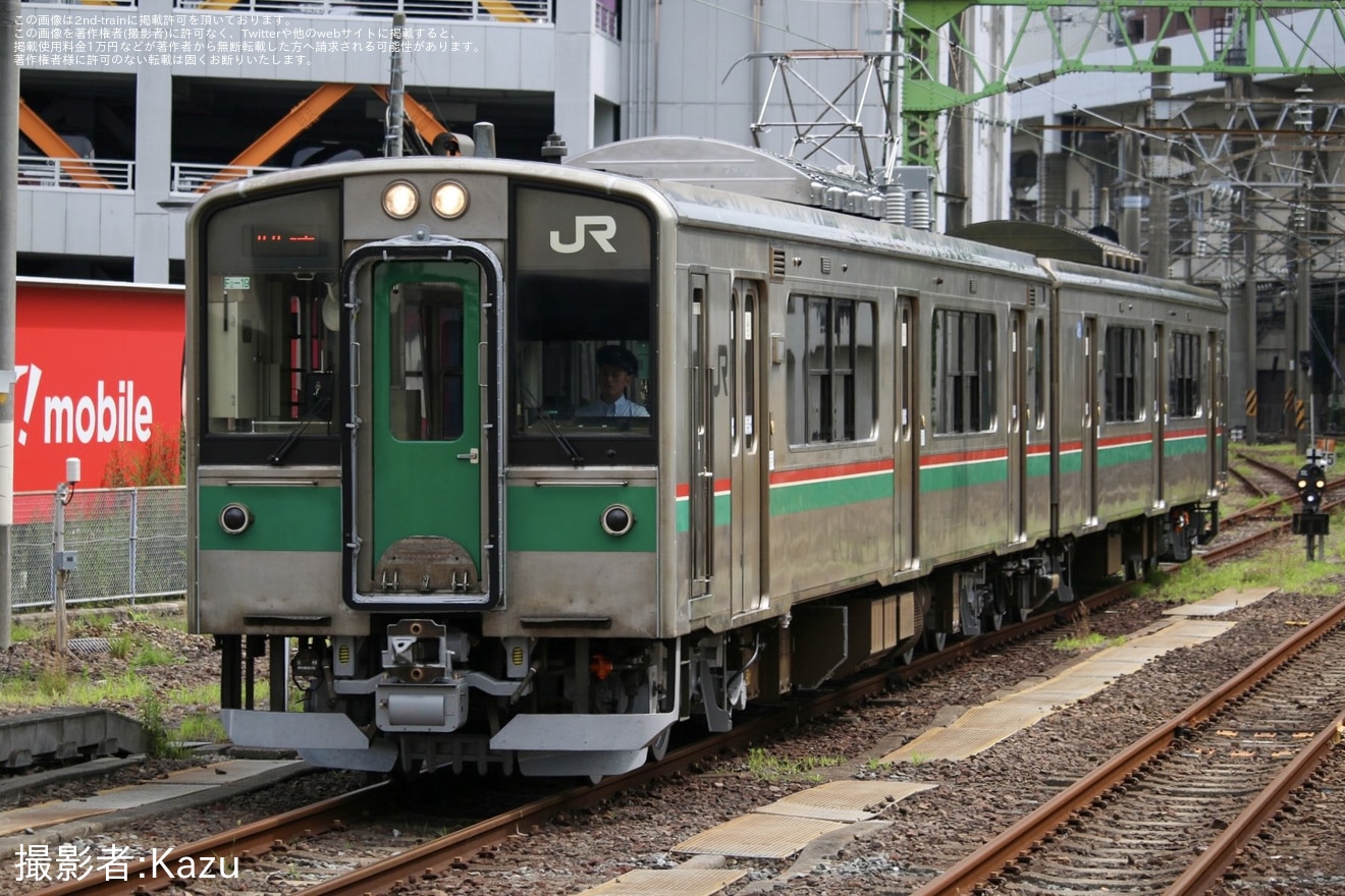 【JR東】701系F2-19編成が郡山総合車両ベースを出場の拡大写真