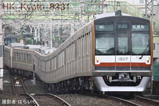 【メトロ】10000系10117F 綾瀬工場出場試運転を不明で撮影した写真