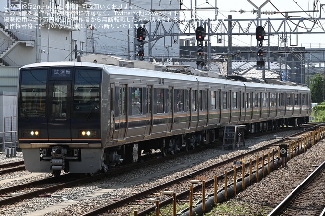 【JR西】207系H11編成が網干総合車両所本所で出場試運転を実施を不明で撮影した写真