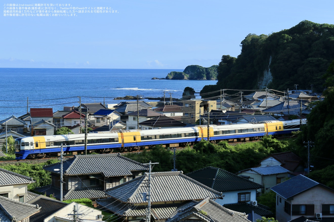 【JR東】255系マリBe-03編成を使用した臨時特急「新宿わかしお1号・2号」運転(2026年7月) の拡大写真