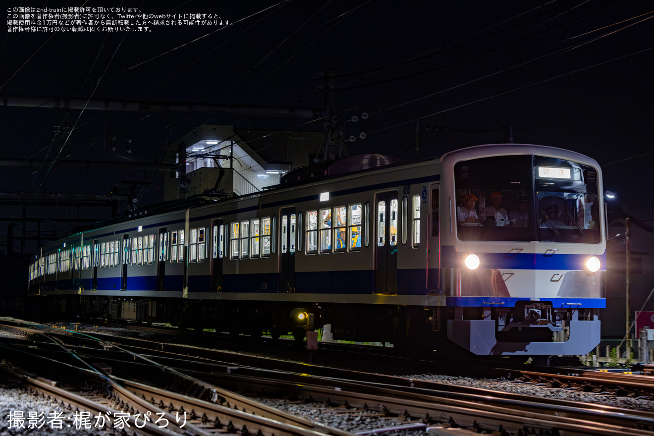 【西武】元東急9000系9014Fが新101系牽引で武蔵丘へ回送の拡大写真
