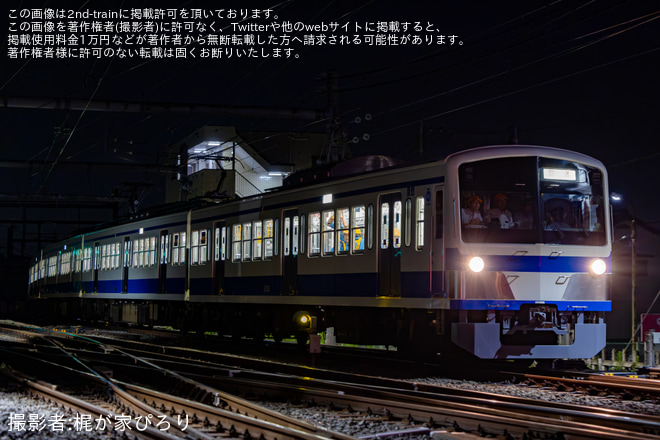 【西武】元東急9000系9014Fが新101系牽引で武蔵丘へ回送を不明で撮影した写真