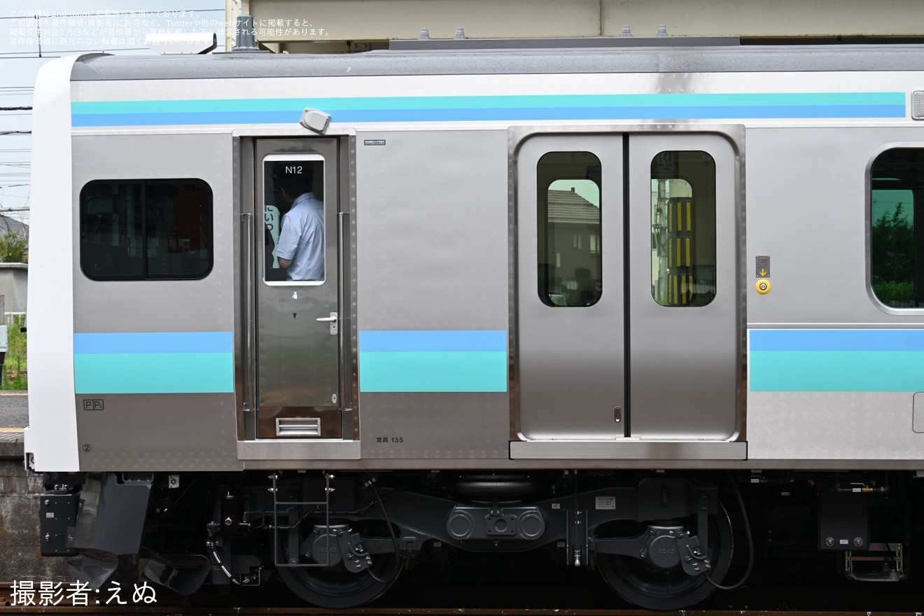 【JR東】E131系200番台N11編成・N12編成がJ-TREC新津事業所を出場の拡大写真
