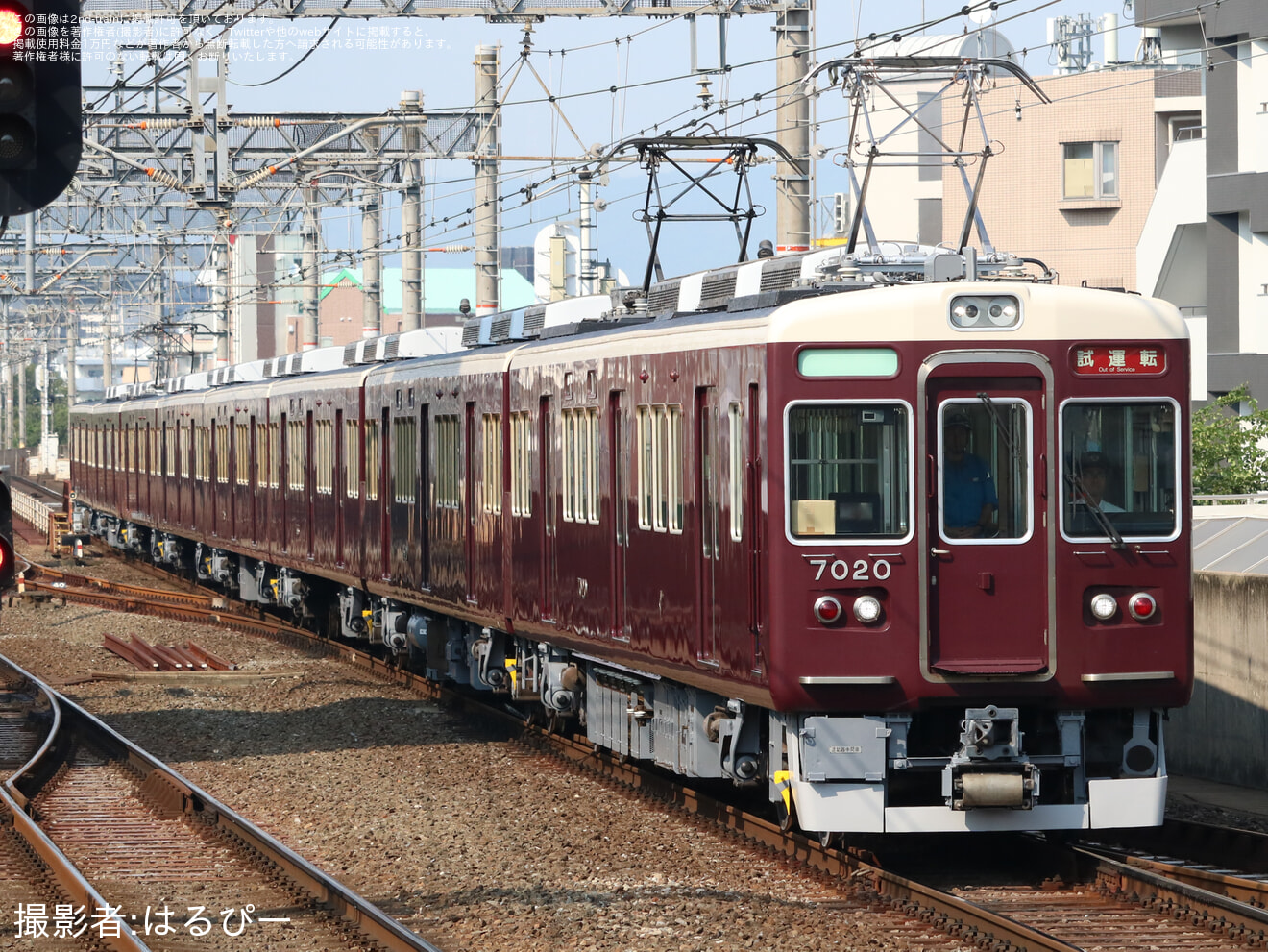 【阪急】7000系7020F正雀出場試運転の拡大写真