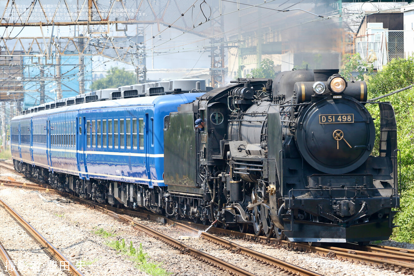 【JR東】D51-498が12系客車を牽引して上越線で試運転の拡大写真
