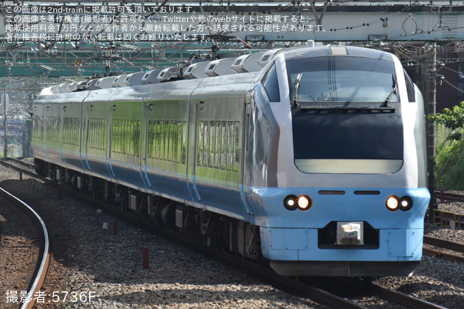 【JR東】臨時特急「小江戸川越の風」を運行(202607) - 柏駅にて撮影