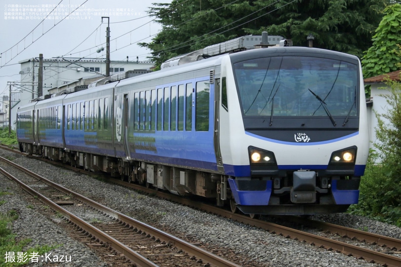 【JR東】HB-E300系「リゾートしらかみ青池編成」が郡山へ回送の拡大写真