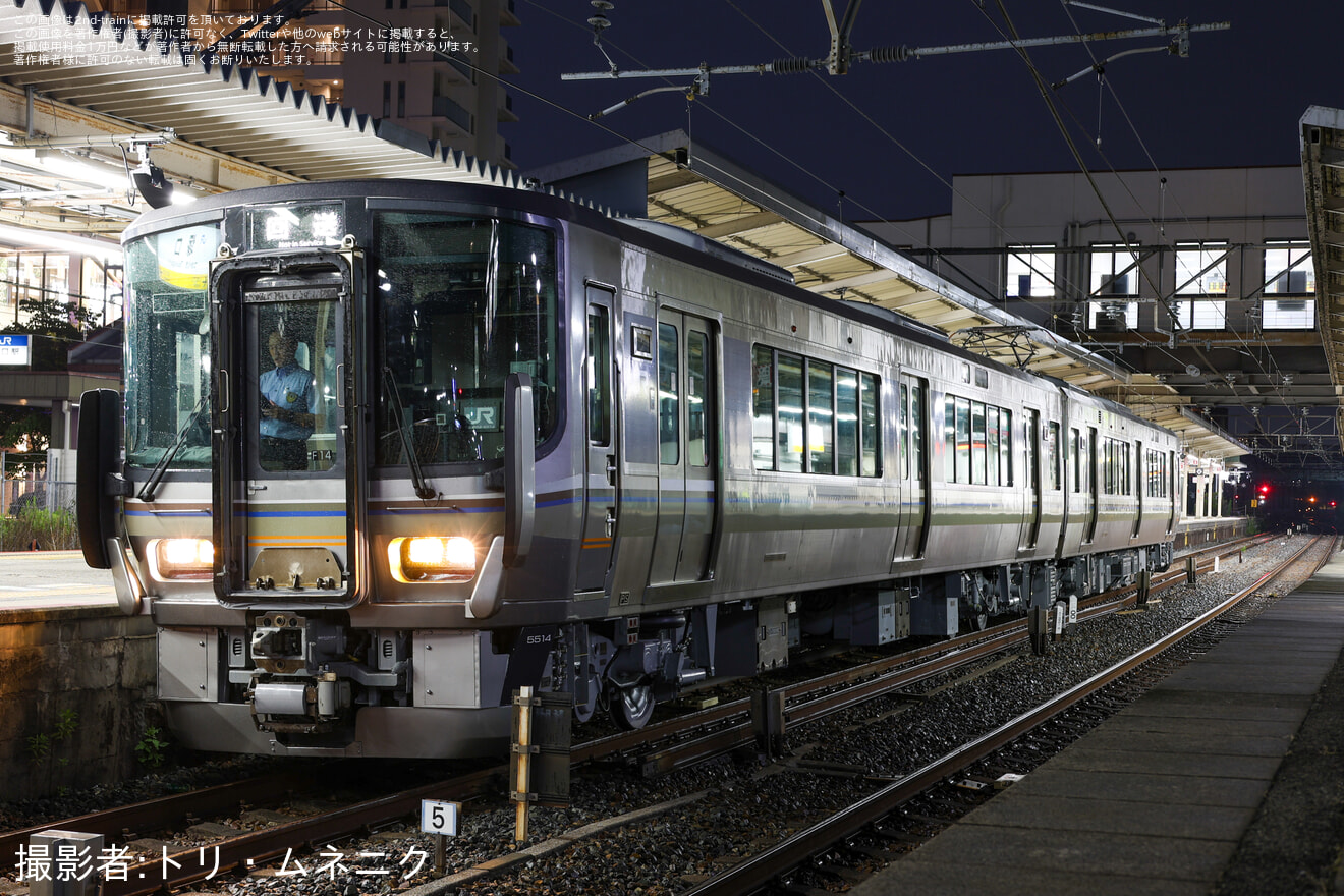 【JR西】223系F14編成 吹田総合車両所本所出場回送の拡大写真