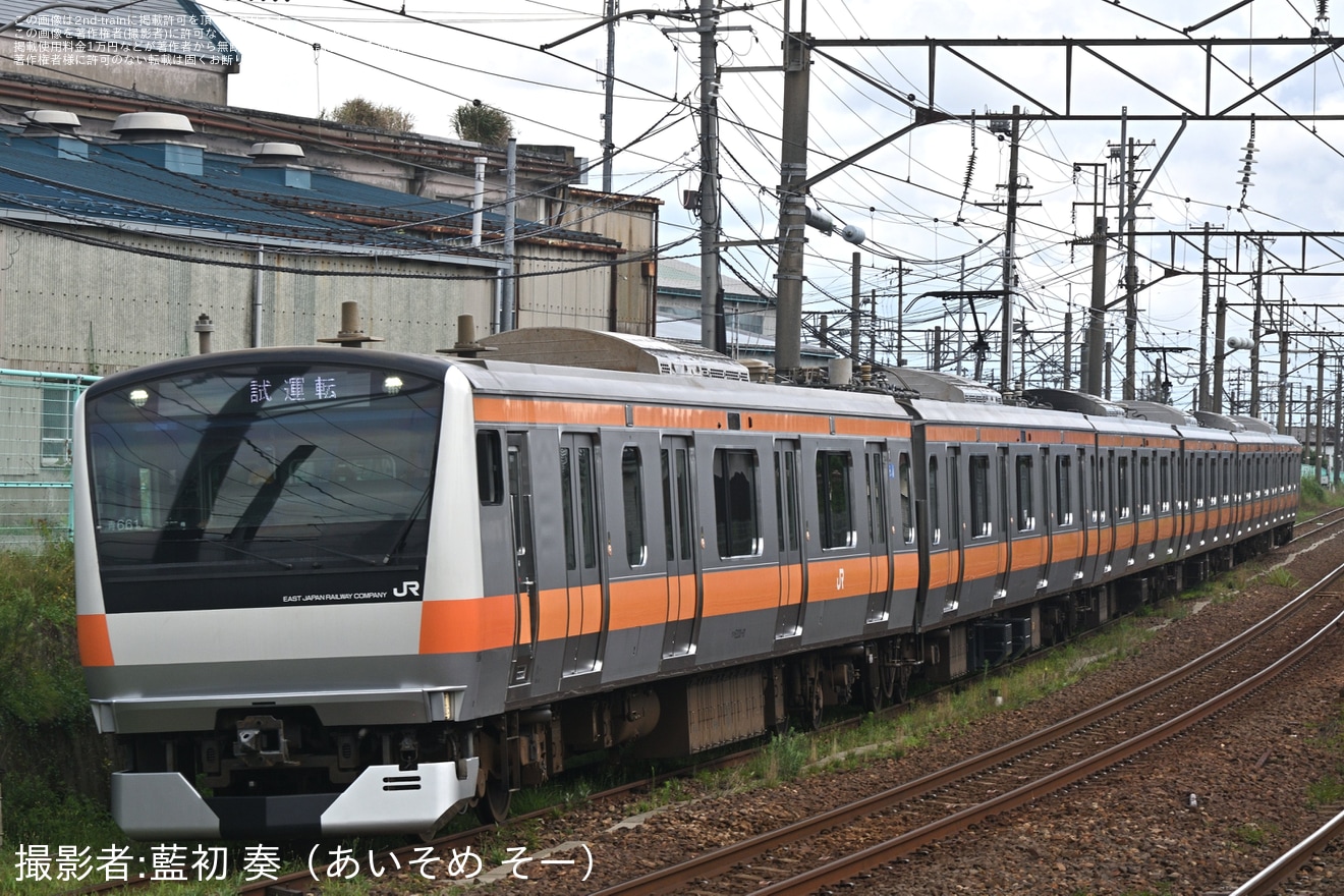 【JR東】E233系青661編成が秋田総合車両ベースで構内試運転の拡大写真