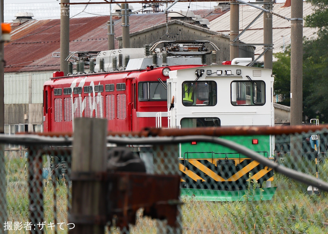 【JR東】EF81-95が秋田総合車両ベースで構内入換の拡大写真