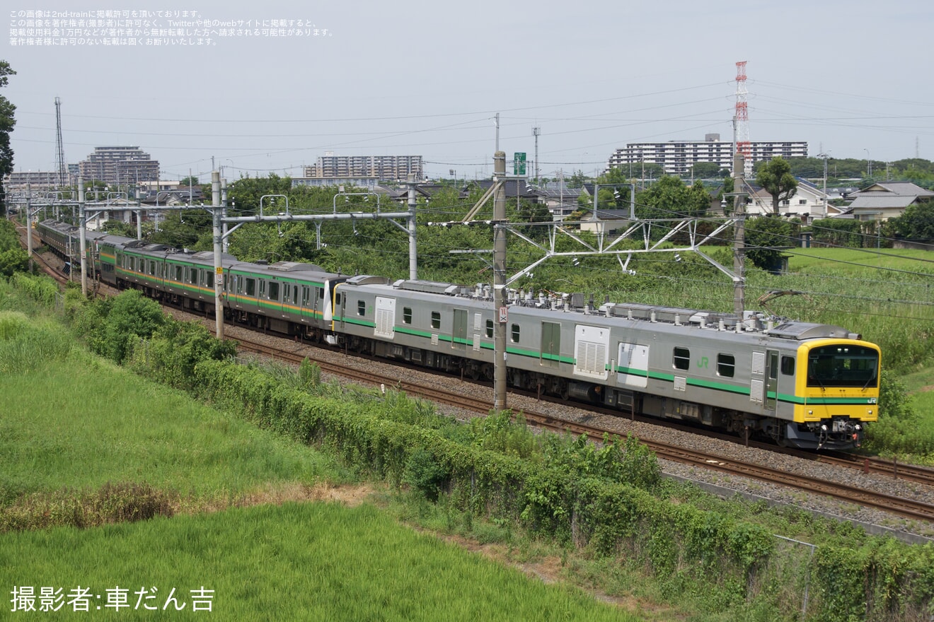 【JR東】E233系3000番台U629編成が秋田総合車両ベースに向けて配給輸送の拡大写真