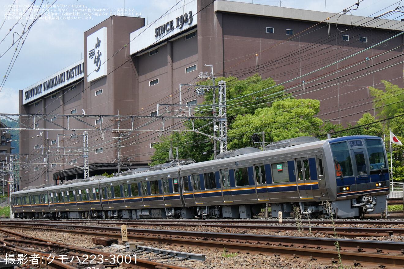 【JR西】207系H14編成が体質改善工事を終え吹田総合車両所本所出場試運転の拡大写真
