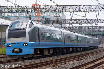 【JR東】E653系K71編成による長岡花火臨時列車が横浜発で運転