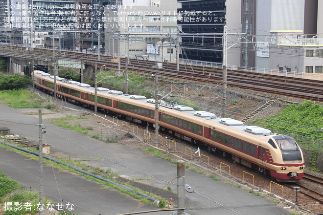 【JR東】E653系K70編成を使用した長岡まつり大花火大会向け団体臨時列車が運転を大宮～浦和間で撮影した写真
