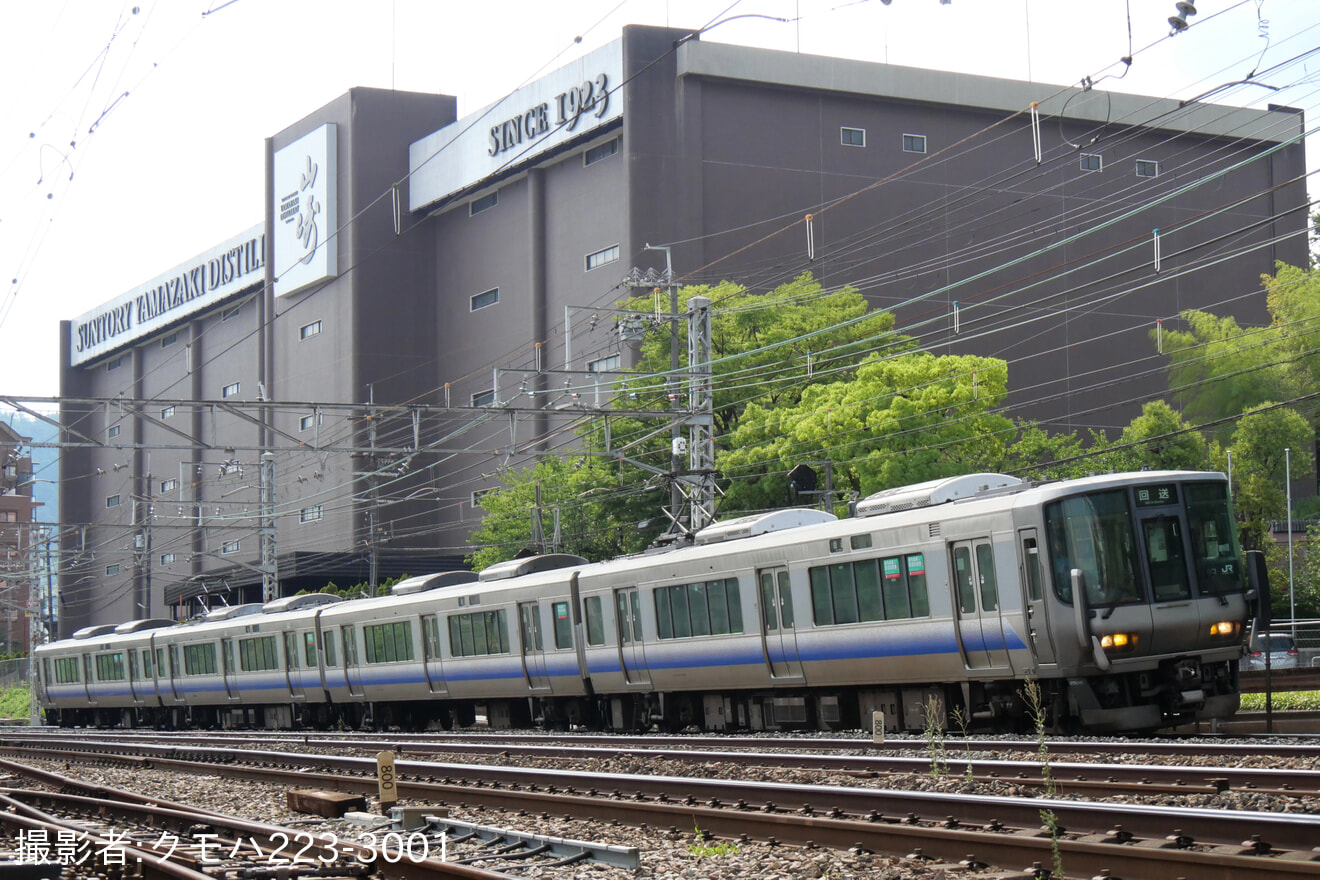 【JR西】223系RS54編成が向日町(操)〜宮原(操)間を3往復の拡大写真