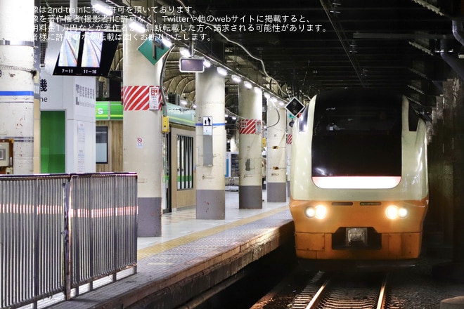 【JR東】E653系U104編成を使用した団体臨時列車「長岡まつり大花火大会号」乗車ツアーを催行 - 上野駅にて撮影