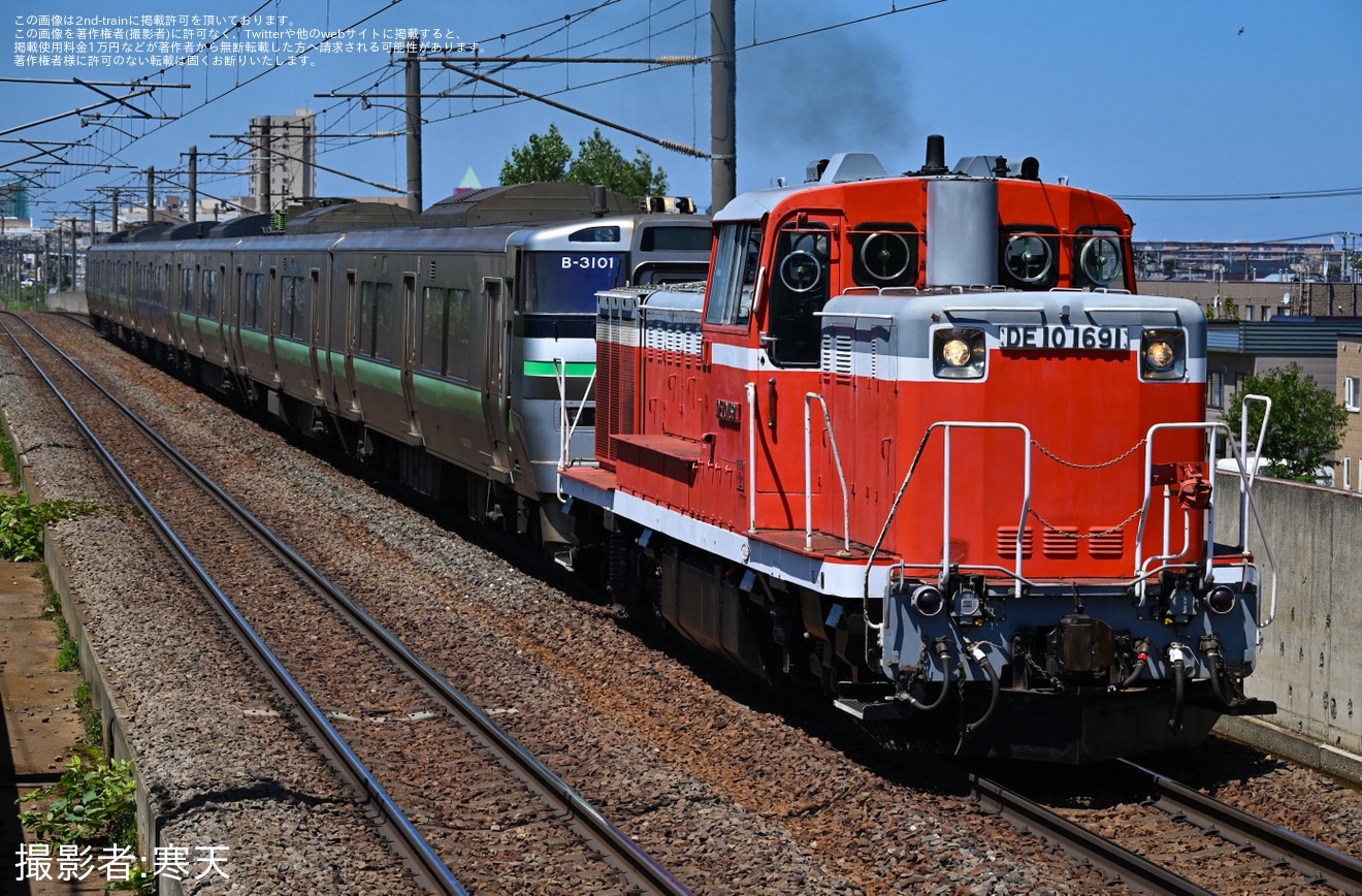 【JR北】733系B-3101+B-3201編成が苗穂工場へ入場の拡大写真